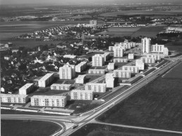 Wohnsiedlung Dormagen auf der linken Rheinseite, entstanden 1965-1966